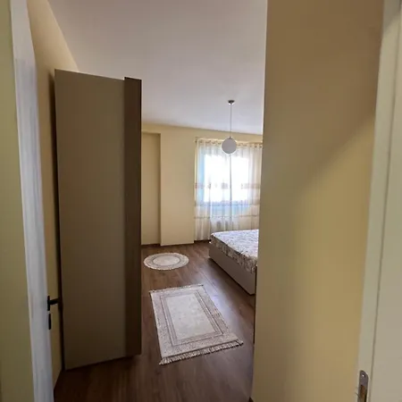 Shirzana White Palace, * Patza-Kuqani